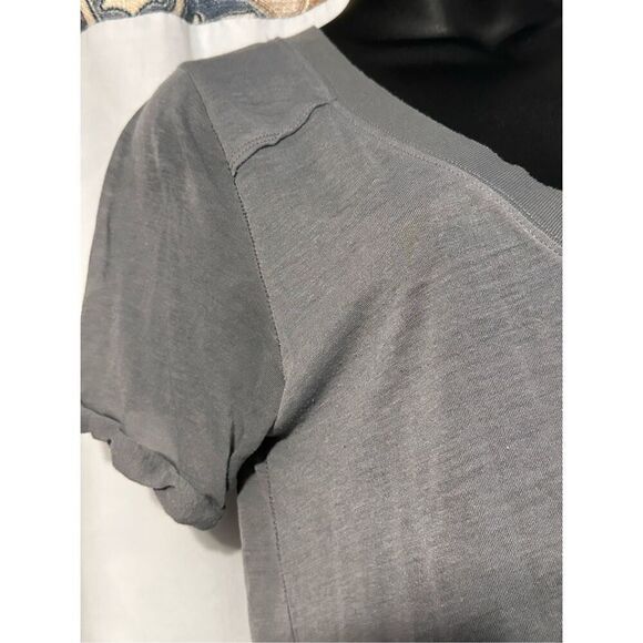 Beautiful Free People We The Free Womens Size XS green/grey Short Sleeves V-Neck - Picture 3 of 8